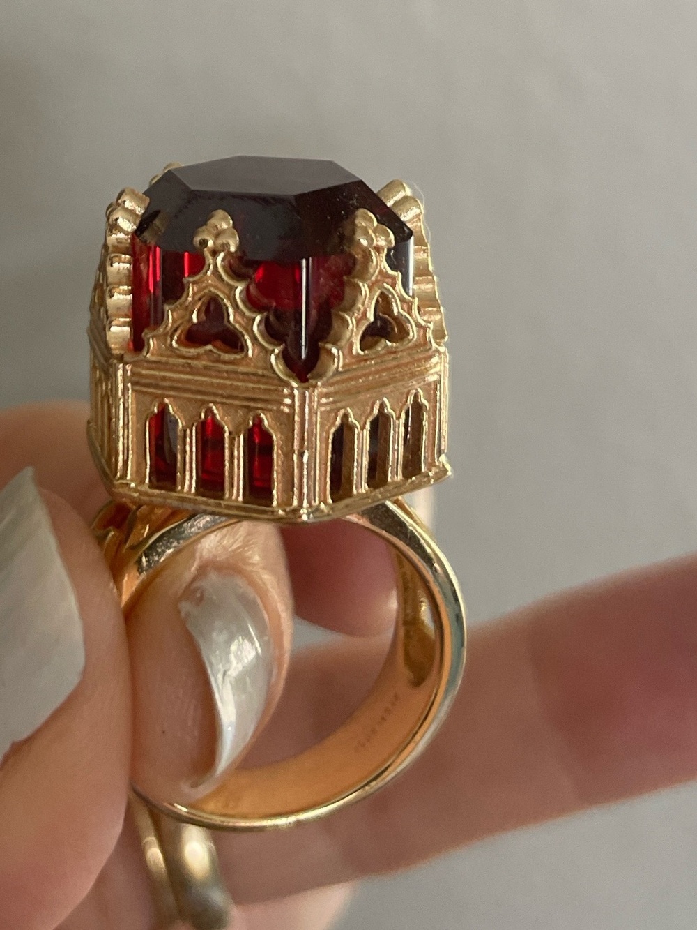 REGAL ROSE• TEMPLE OF CHAMBERS. GARNET CZ CATHEDRAL RING -